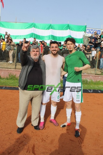 Sapancaspor'un şampiyonluk fotoğrafları