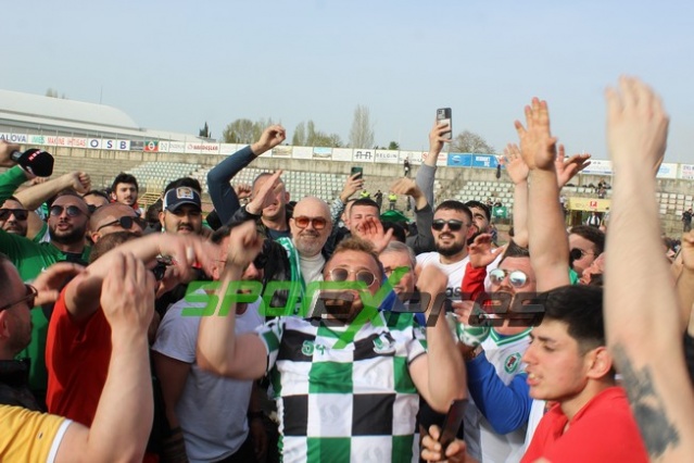 Sapancaspor'un şampiyonluk fotoğrafları