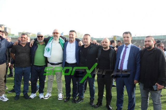 Sapancaspor'un şampiyonluk fotoğrafları
