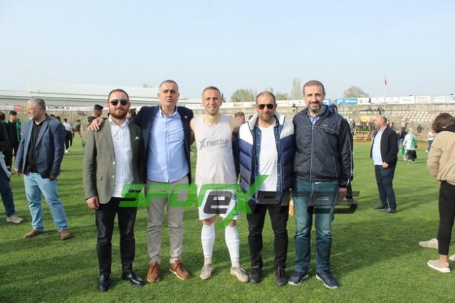 Sapancaspor'un şampiyonluk fotoğrafları