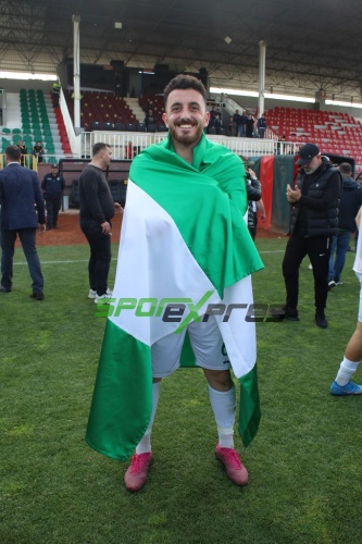 Sapancaspor'un şampiyonluk fotoğrafları