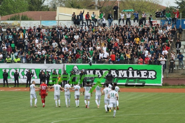 Sapancaspor'un şampiyonluk fotoğrafları