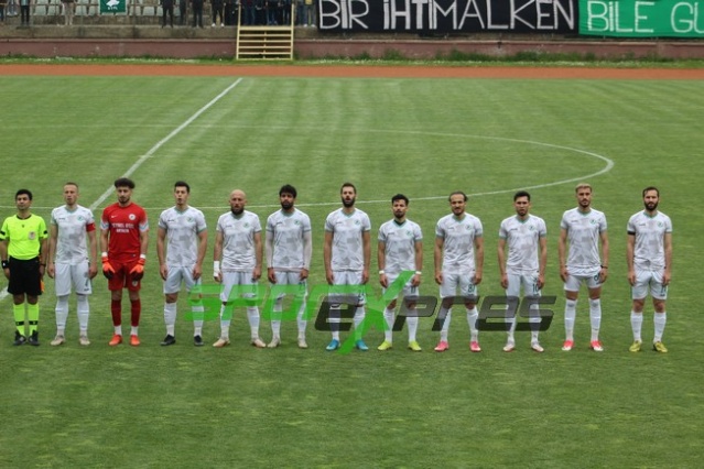 Sapancaspor'un şampiyonluk fotoğrafları