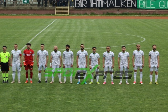 Sapancaspor'un şampiyonluk fotoğrafları