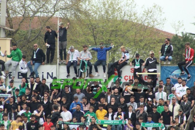 Sapancaspor'un şampiyonluk fotoğrafları