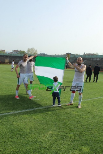 Sapancaspor'un şampiyonluk fotoğrafları