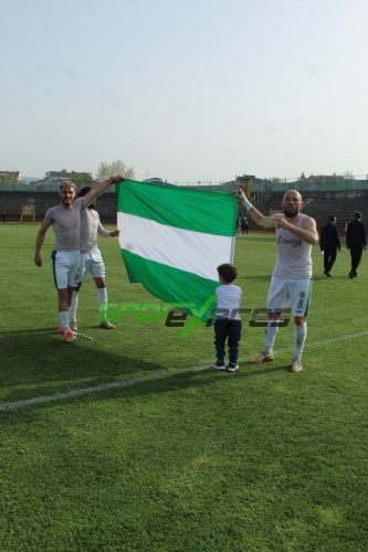 Sapancaspor'un şampiyonluk fotoğrafları