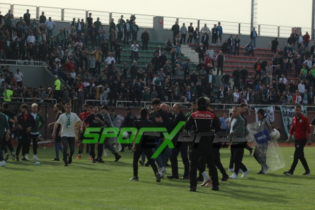 Sapancaspor'un şampiyonluk fotoğrafları