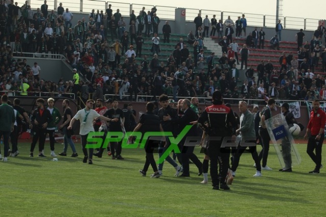 Sapancaspor'un şampiyonluk fotoğrafları