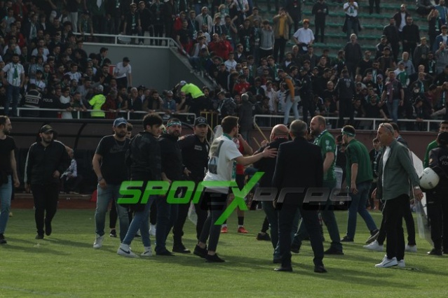 Sapancaspor'un şampiyonluk fotoğrafları
