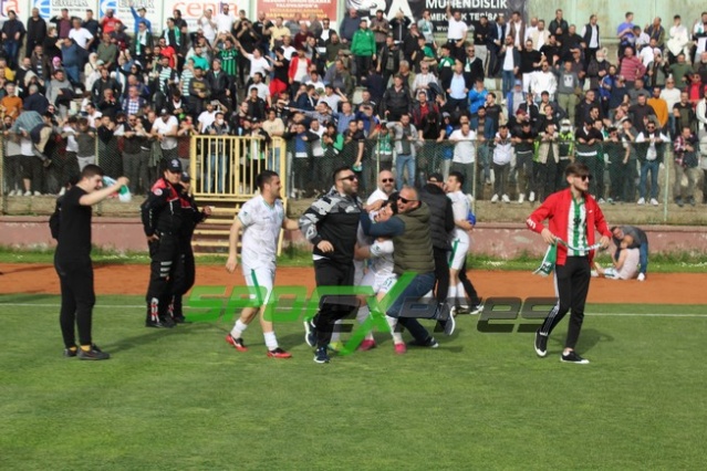 Sapancaspor'un şampiyonluk fotoğrafları