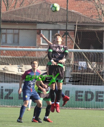 Liseler Futbolda Şampiyon Spor Lisesi