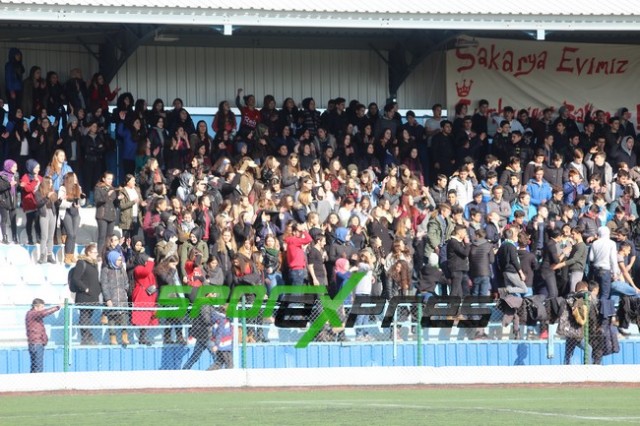 Liseler Futbolda Şampiyon Spor Lisesi