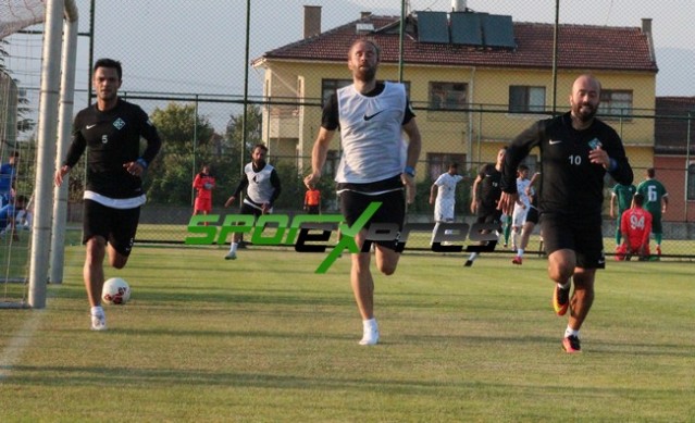 Sakaryaspor'da tempo yükseldi
