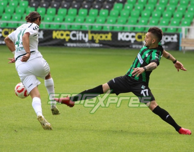 Sakaryaspor-Anadolu Selçuk: 2-1