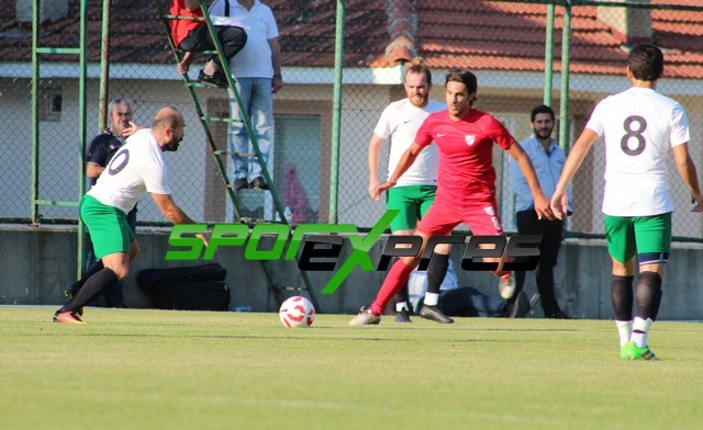 Sakaryaspor'un ilk hazırlık maçında gol sesi çıkmadı