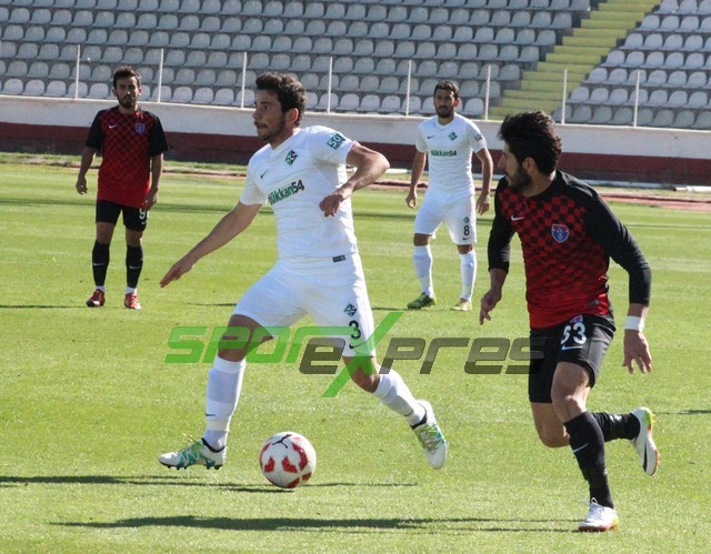 Sakaryaspor'un ilk hazırlık maçında gol sesi çıkmadı
