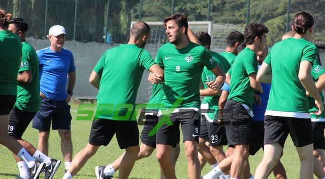 Şampiyonluk için start verdik