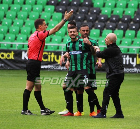 Sakaryaspor-Anadolu Selçuk: 2-1