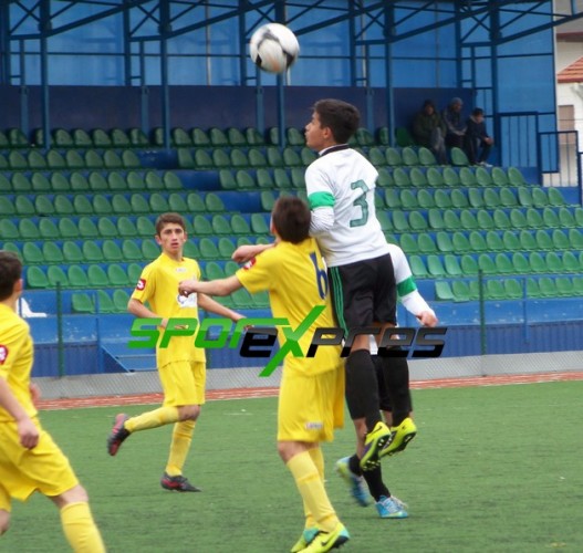 Sakaryaspor  U14- Derince Belediyespor U14: 1-2