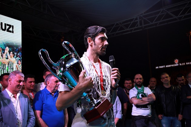 Sakarya Basket Şampiyonluğu Kutladı