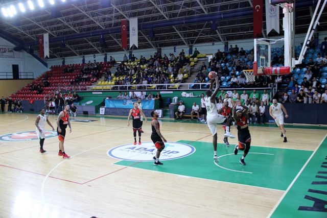 Sakarya Büyükşehir-Muratbey Uşak maçı