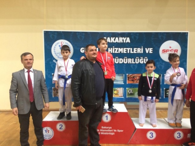 Sakarya Karate Ligi Nefes Kesti