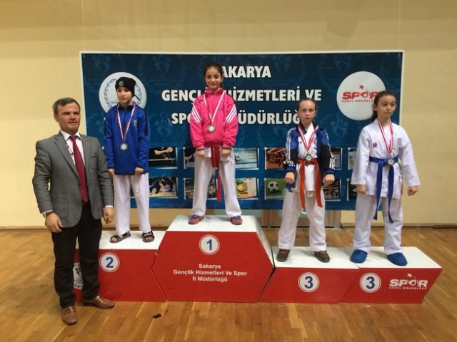Sakarya Karate Ligi Nefes Kesti