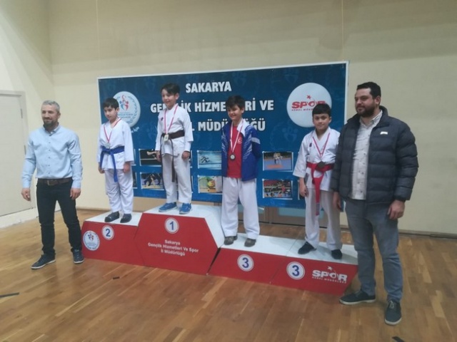 Sakarya Karate Ligi Nefes Kesti