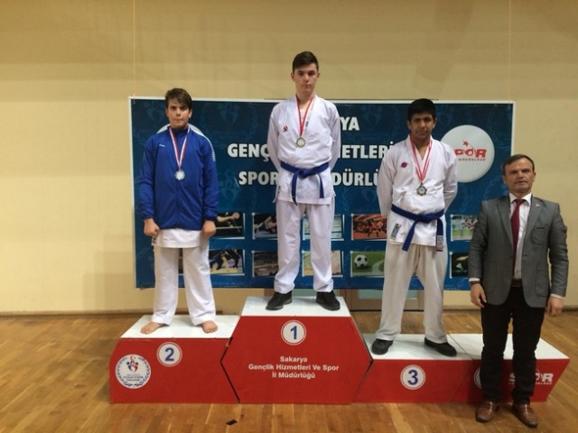Sakarya Karate Ligi Nefes Kesti