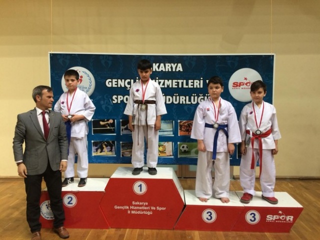 Sakarya Karate Ligi Nefes Kesti