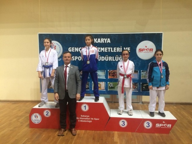Sakarya Karate Ligi Nefes Kesti