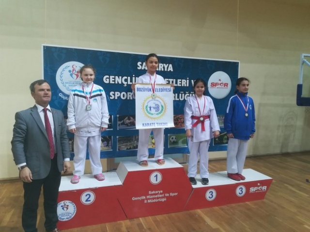 Sakarya Karate Ligi Nefes Kesti