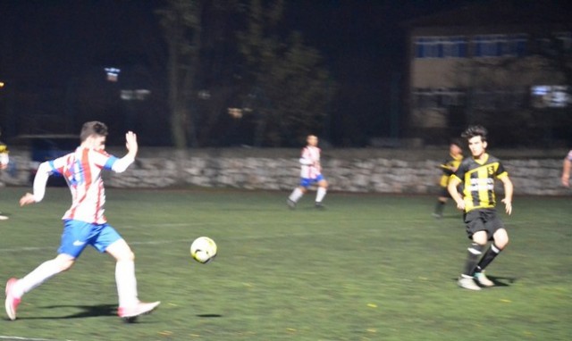 TEK Dört attı liderliği kaptı