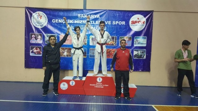 Taekwondo'da 19 madalya