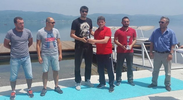 Türkiye Kürek Şampiyonası Sapanca Gölünde yapıldı