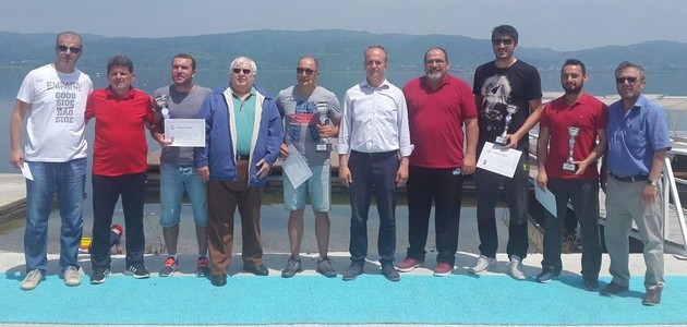 Türkiye Kürek Şampiyonası Sapanca Gölünde yapıldı