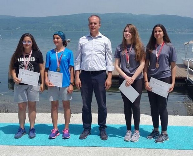 Türkiye Kürek Şampiyonası Sapanca Gölünde yapıldı
