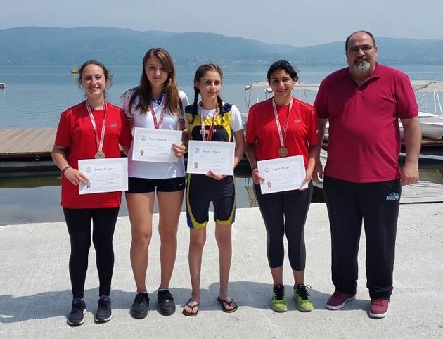 Türkiye Kürek Şampiyonası Sapanca Gölünde yapıldı