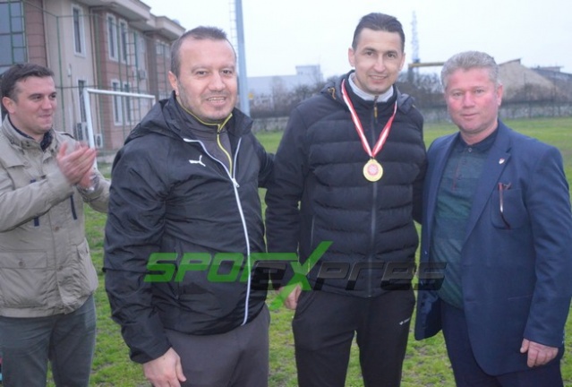 U14’de Şampiyonlar kupalarını aldı
