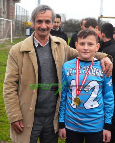 U14’de Şampiyonlar kupalarını aldı