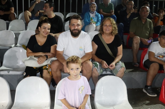 Olgunlar Futbol Turnuvası'nda Şampiyon İZREK