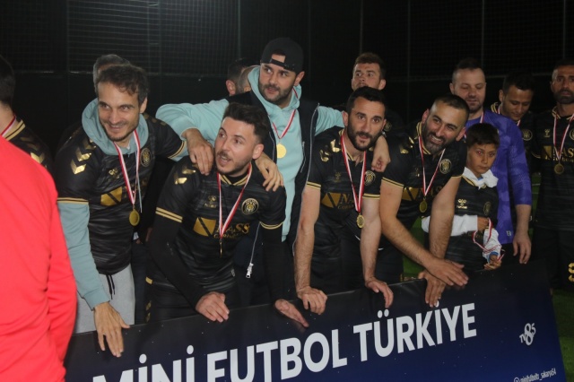 Mini Futbol'da Nass Grup Şampiyon