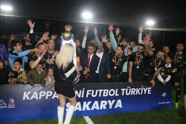 Mini Futbol'da Nass Grup Şampiyon