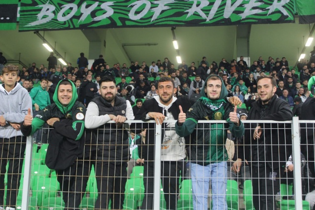 Sakaryaspor-Kocaelispor maçı fotoğrafları