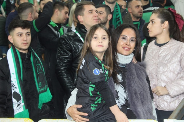 Sakaryaspor-Kocaelispor maçı fotoğrafları