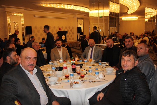 Güreş camiası iftarda buluştu