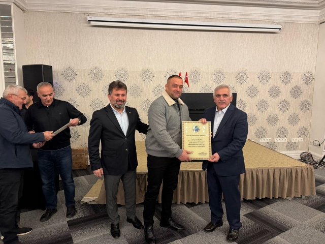 Güreş camiası iftarda buluştu