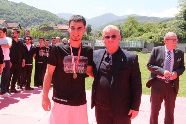 Sapancaspor kupasına kavuştu