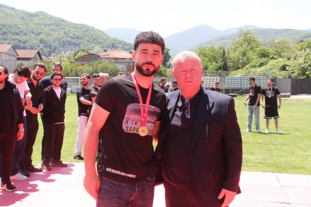 Sapancaspor kupasına kavuştu